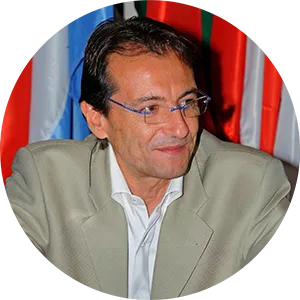 Янис Балакакис