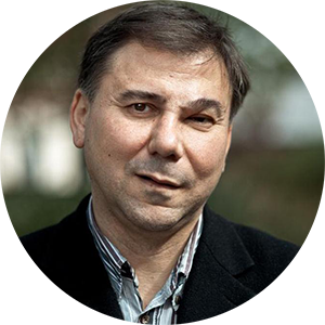 Иван Кръстев