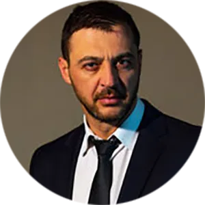 Д-р Момчил Карпузанов