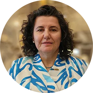 Посланик Венера Доми
